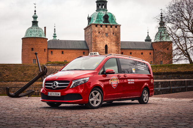 Mercedes V-klass minibuss med plats för 8 passagerare hos Taxi Nora i Kalmar